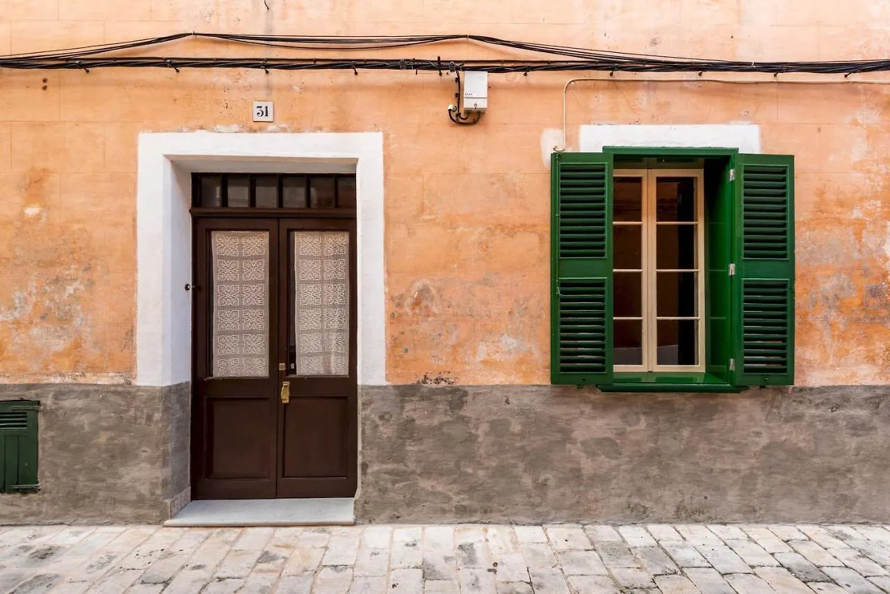Camps 4 Bedroom House, Ciutadella 펜션 시우타데야
